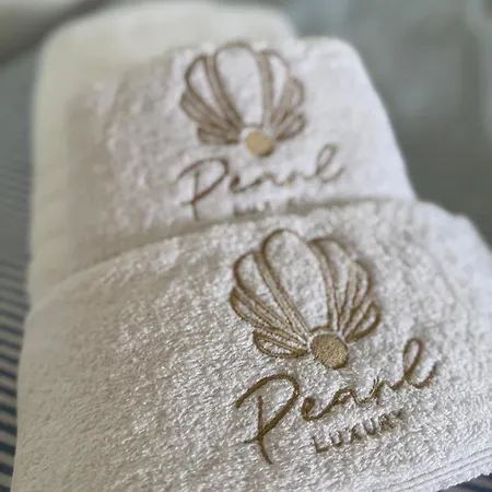 Luxury Pearl Porto Peramos Apartment