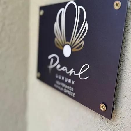 Luxury Pearl Porto Peramos Apartment